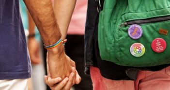 Primeiro casamento coletivo para casais LGBT+ será em agosto em Manaus (Foto: Leo Pinheiro