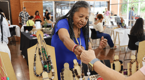 Sesc São Paulo promove feira com produtos de mulheres e LGBTQUIAP+ de Heliópolis