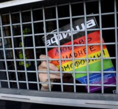 Polícia russa  em busca de festas clandestinas de ‘atividades LGBT”